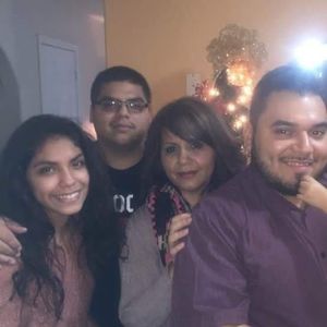 Meet your Posher, Reycy